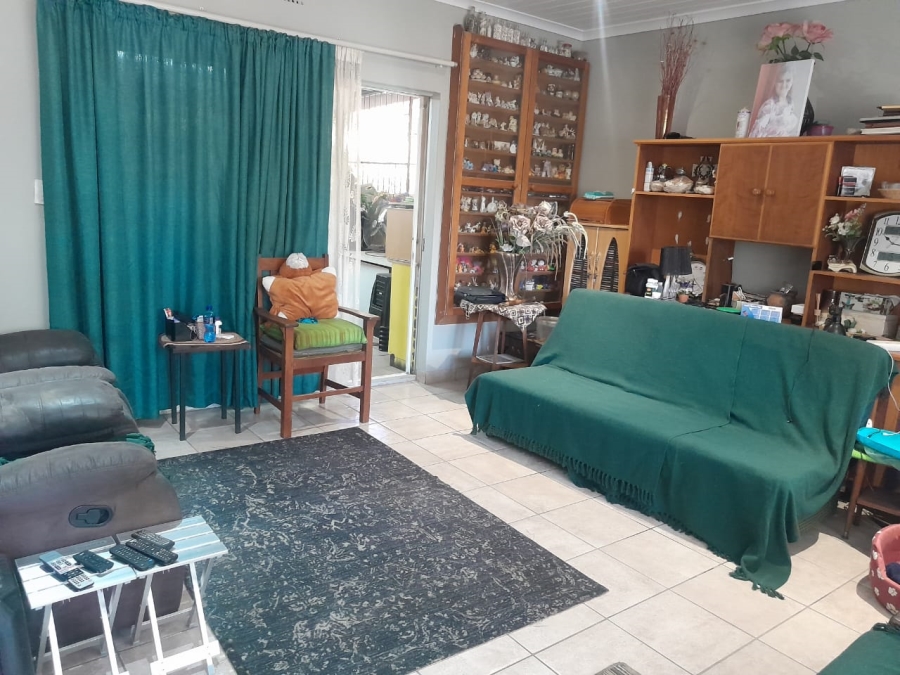 3 Bedroom Property for Sale in Geelhoutpark North West